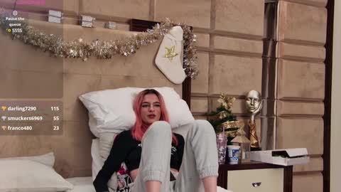 Cassie online show from 12.20.24