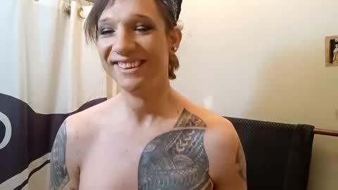 Snapshot of cassiemichelle chatting on 02.25.26 Cassiemichelle online show from 02.25.26