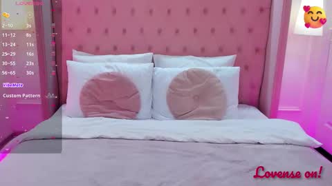 Snapshot of cassieride chatting on 11.25.25 Curly online show from 11.25.25