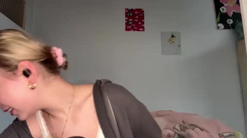 Olivia online show from 02.19.26