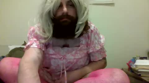 Snapshot of cassiusnewmar chatting on 03.07.25 cassiusnewmar online show from 03.07.25