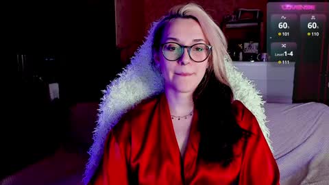 Snapshot of cassy_moore chatting on 01.04.25 Ellie online show from 01.04.25