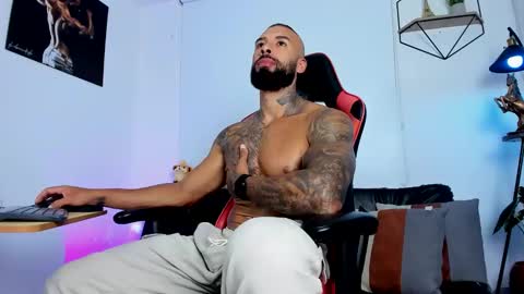 Matheo Brown online show from 03.12.25