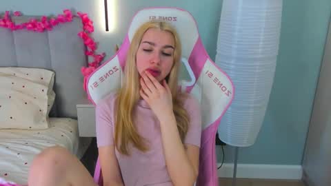 For friends Kira online show from 03.16.26