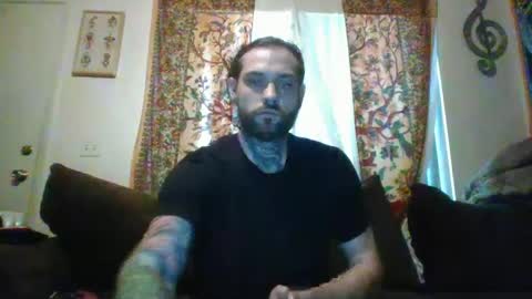 Snapshot of casualfrank chatting on 10.02.25 CasualFun online show from 10.02.25
