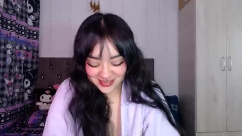 Snapshot of cat_mila_ chatting on 09.12.25 Mila online show from 09.12.25