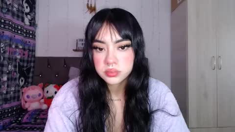 Snapshot of cat_mila_ chatting on 09.15.25 Mila online show from 09.15.25