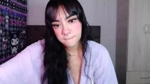 Snapshot of cat_mila_ chatting on 09.29.25 Mila online show from 09.29.25