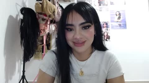 Snapshot of cat_mila_ chatting on 10.13.25 Mila online show from 10.13.25