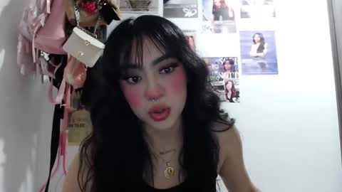 Snapshot of cat_mila_ chatting on 10.23.25 Mila online show from 10.23.25