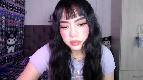 Snapshot of cat_mila_ chatting on 01.12.26 Mila online show from 01.12.26