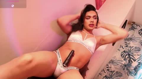 Snapshot of cata2319 chatting on 03.12.26 catalina online show from 03.12.26