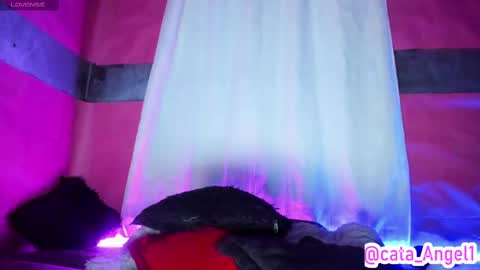 Cata Angel online show from 02.11.25