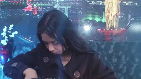 Queen Catalella online show from 07.18.26