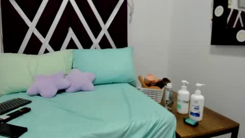 Snapshot of cataleya_bianchi chatting on 05.19.26 Cataleya online show from 05.19.26