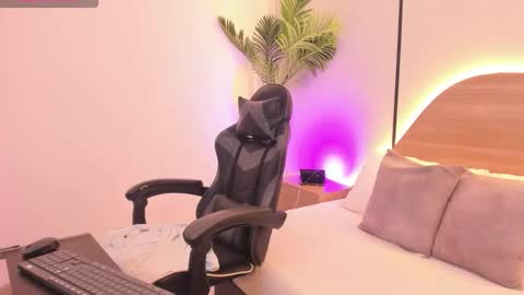 C A T E  online show from 03.03.26