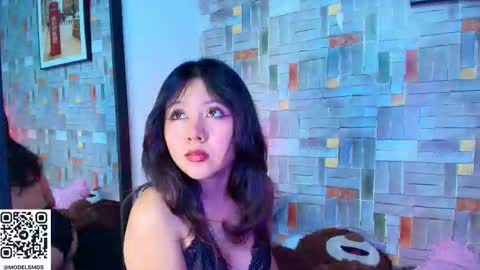 Snapshot of catalina_santana20 chatting on 11.20.25 Catalina online show from 11.20.25