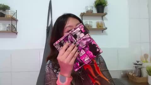 Snapshot of catalina_santana20 chatting on 11.30.25 Catalina online show from 11.30.25