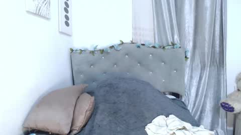 Snapshot of catalinakane chatting on 02.19.26 Mariacatalinakane online show from 02.19.26