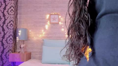 CatalinnaThompson online show from 12.29.24