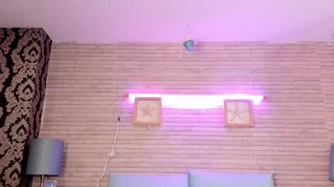 CatalinnaThompson online show from 01.17.25