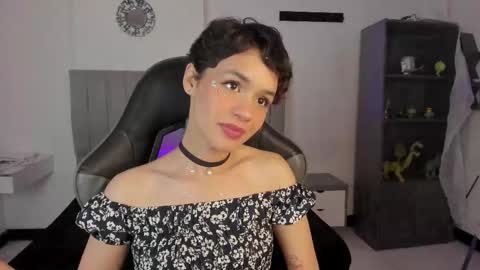 Cat  online show from 02.18.25