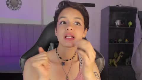 Cat  online show from 02.21.25