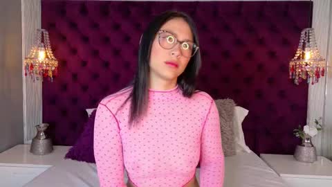 Snapshot of catascott_ chatting on 11.03.25 Cata online show from 11.03.25