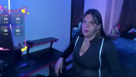  Mia   online show from 09.16.25