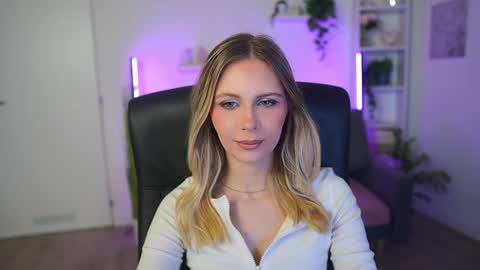 catecrago  online show from 02.18.26