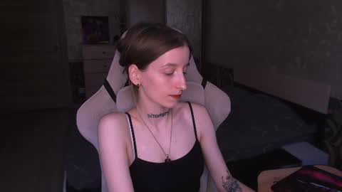 Snapshot of cath_dysphoria_ chatting on 07.28.26 CATH online show from 07.28.26