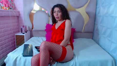 Snapshot of cathaleyahh chatting on 01.04.25 cathaleyahh online show from 01.04.25