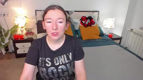 Snapshot of catherinewalls chatting on 10.31.25 Catrin online show from 10.31.25