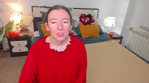 Snapshot of catherinewalls chatting on 11.02.25 Catrin online show from 11.02.25