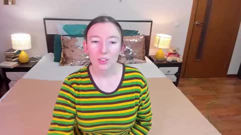 Snapshot of catherinewalls chatting on 01.10.26 Catrin online show from 01.10.26