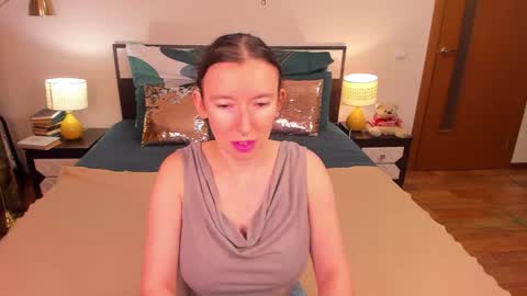 Snapshot of catherinewalls chatting on 02.08.26 Catrin online show from 02.08.26