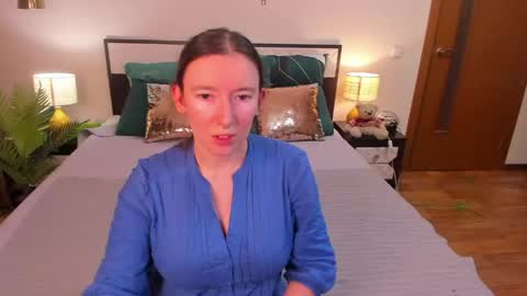 Snapshot of catherinewalls chatting on 03.02.26 Catrin online show from 03.02.26