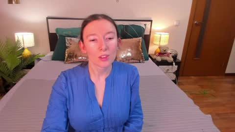 Snapshot of catherinewalls chatting on 03.02.26 Catrin online show from 03.02.26