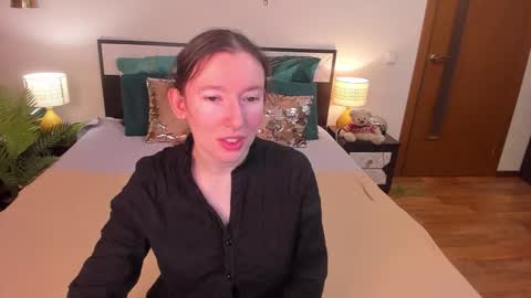 Catrin online show from 03.21.26