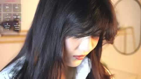 Lee online show from 12.14.25