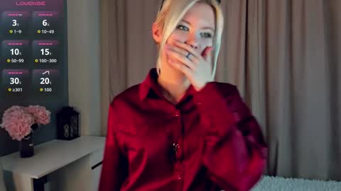 Mia online show from 03.03.26