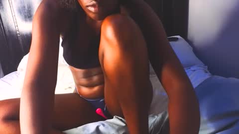 Snapshot of cathynoir chatting on 04.01.26 catrine online show from 04.01.26