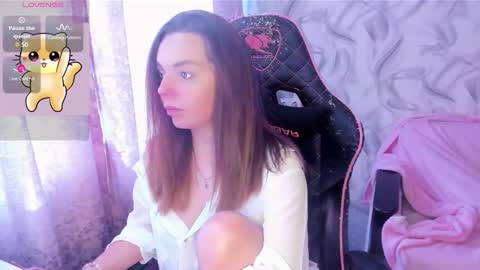 .  .  online show from 10.18.25