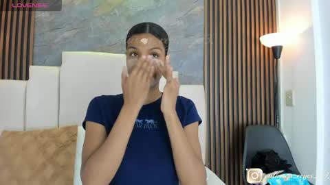 catiusca_reyes_03 online show from 05.05.26