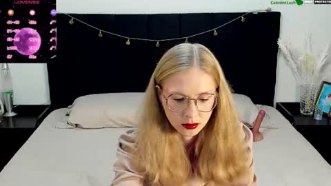 Snapshot of catmintlush chatting on 06.28.26 CatmintLush online show from 06.28.26