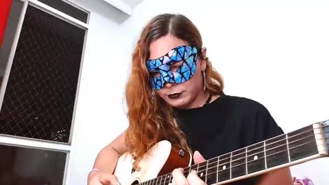 Snapshot of catnessa_ chatting on 01.10.26 Catalina Restrepo online show from 01.10.26