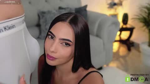 IG soycatrinaoficial online show from 02.15.25