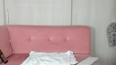 Snapshot of catta_cat18 chatting on 02.10.25 catta cat18 online show from 02.10.25