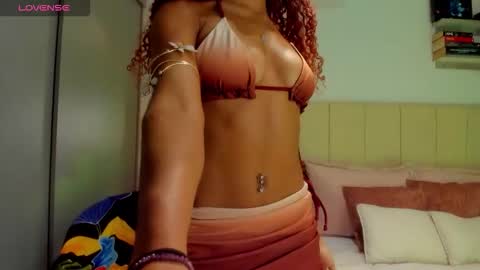 Snapshot of cattaleya_russ chatting on 09.20.25 catta 3 online show from 09.20.25