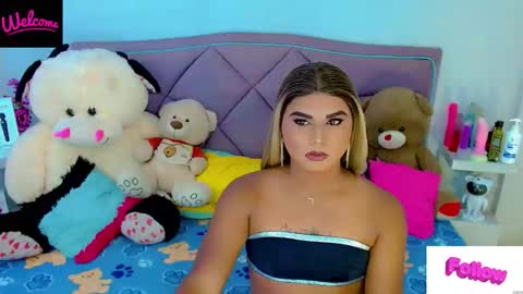 Snapshot of cattaleya_skinny chatting on 11.30.25 cattaleya skinny online show from 11.30.25